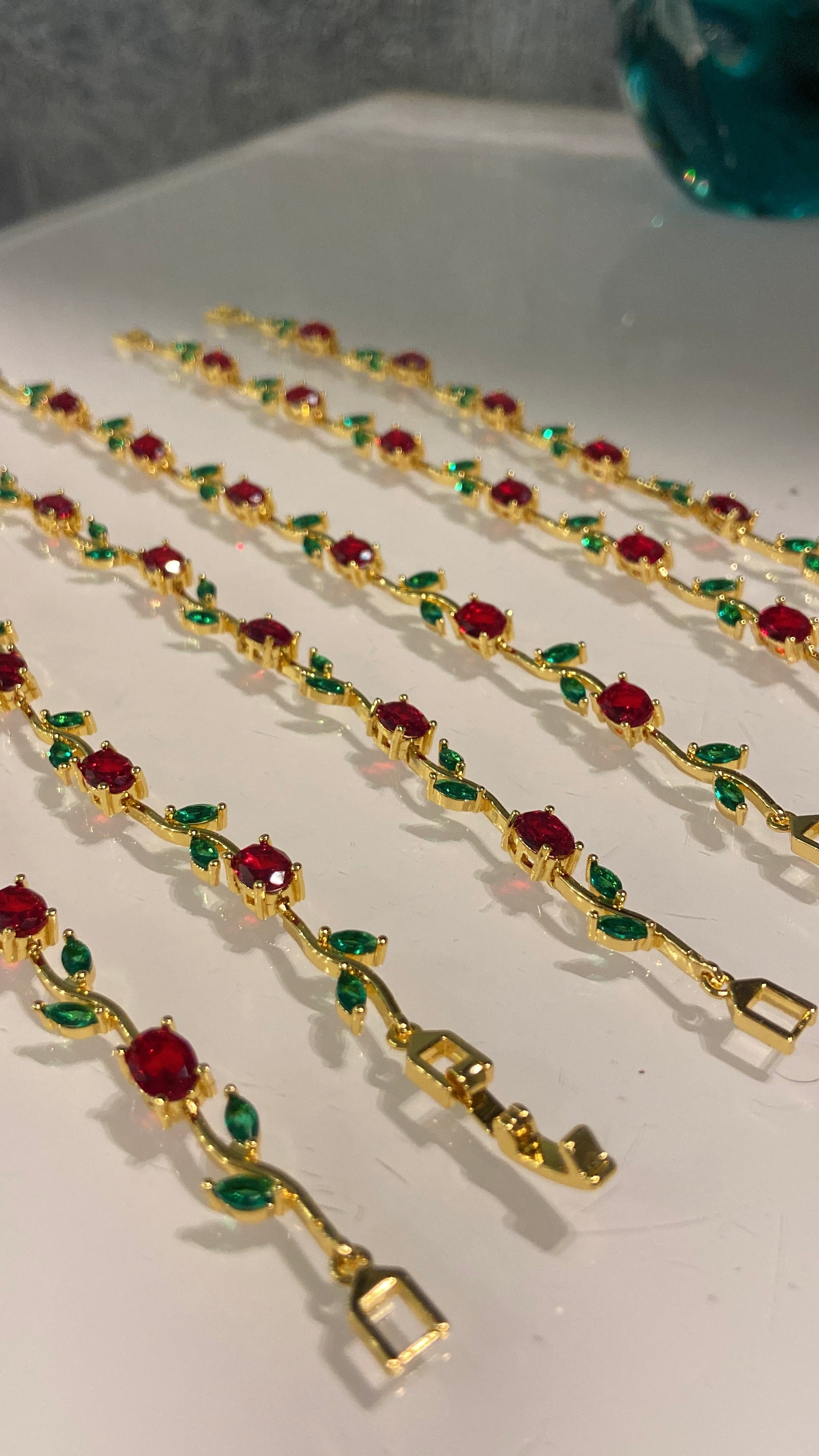 Anti tarnish tulip bracelet (red)